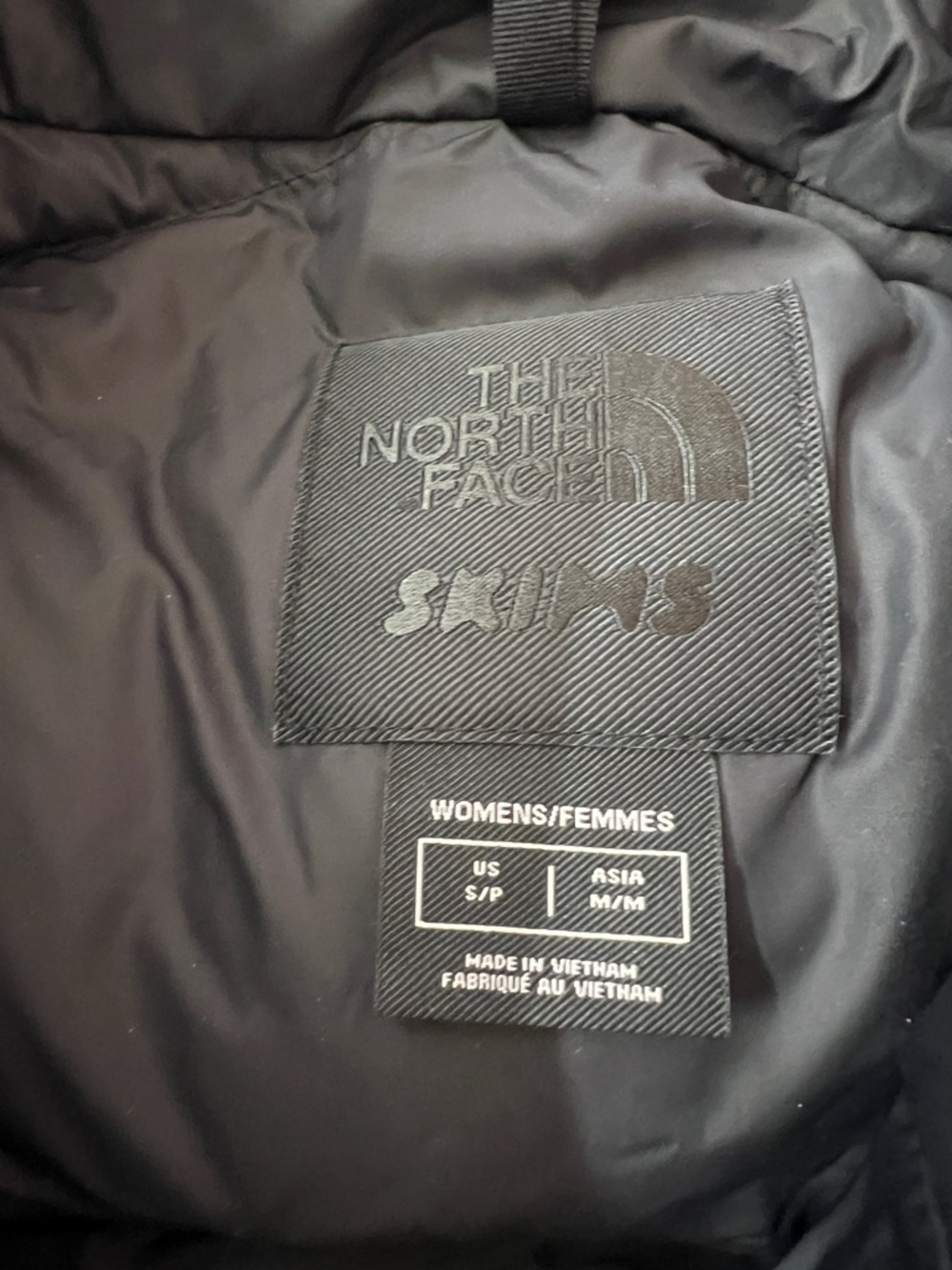 SKIMS x TNF The North Face Puffer 2000 Nuptse Jacket Coat Onyx Black - Picture 5 of 6